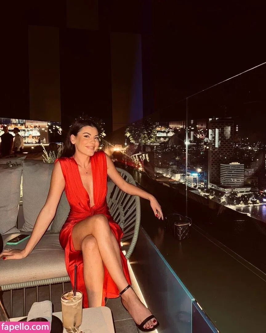 Xhoi Loja Onlyfans Photo Gallery 