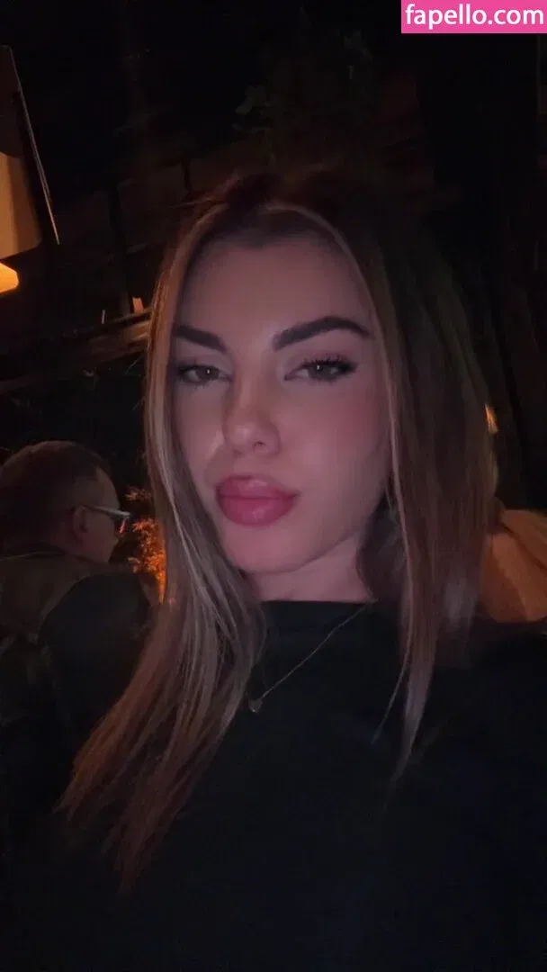 Xhoi Loja Onlyfans Photo Gallery 