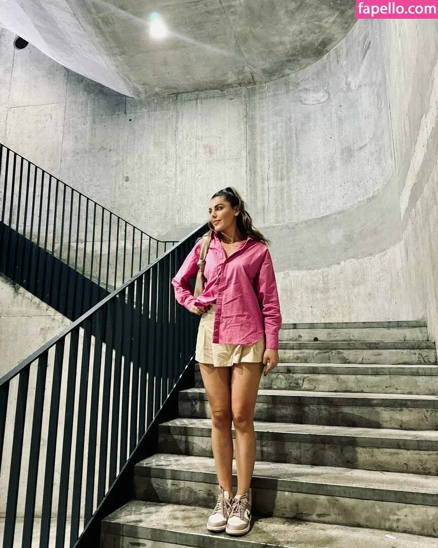 Xhoi Loja Onlyfans Photo Gallery 