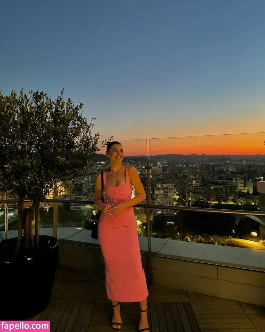 Xhoi Loja Onlyfans Photo Gallery 