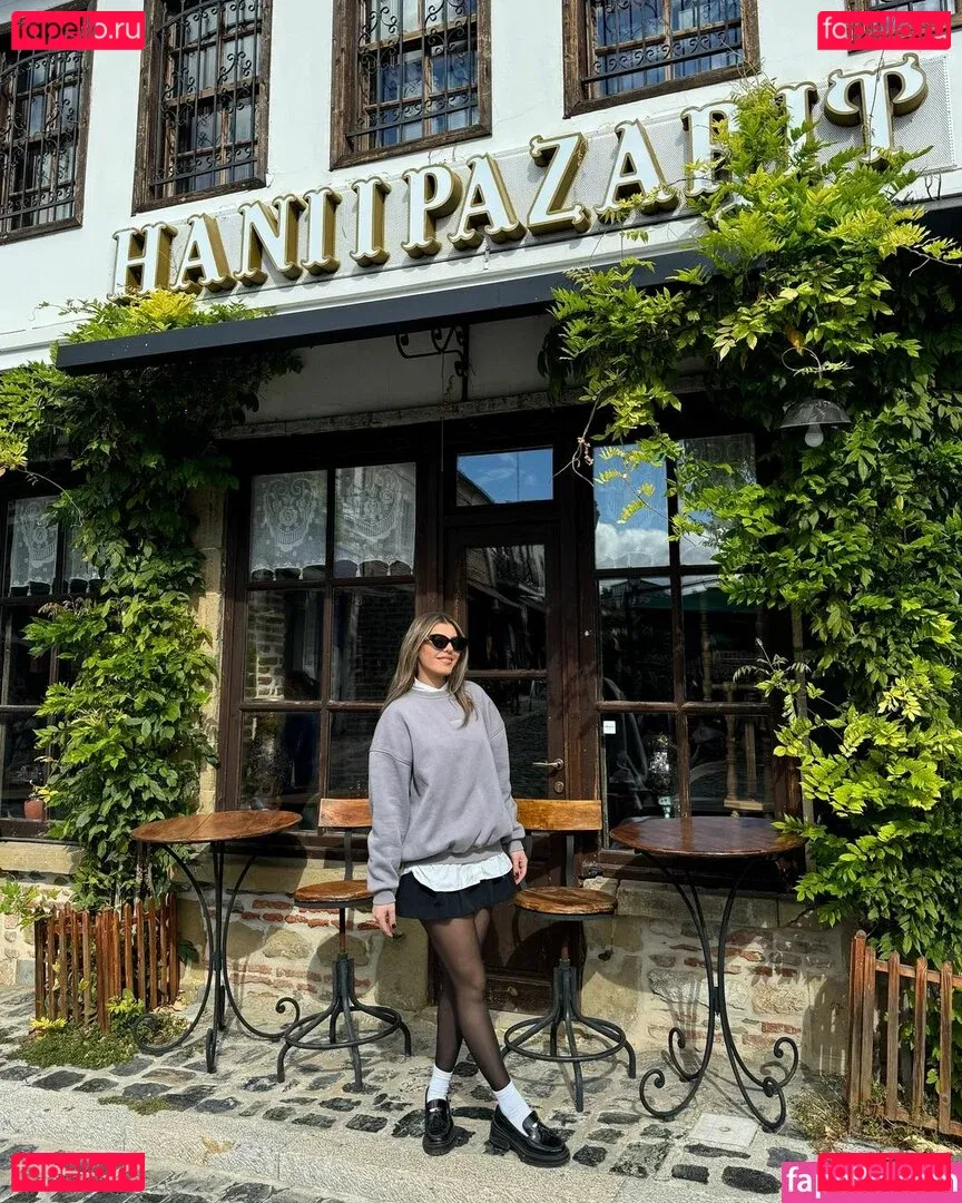 Xhoi Loja Onlyfans Photo Gallery 