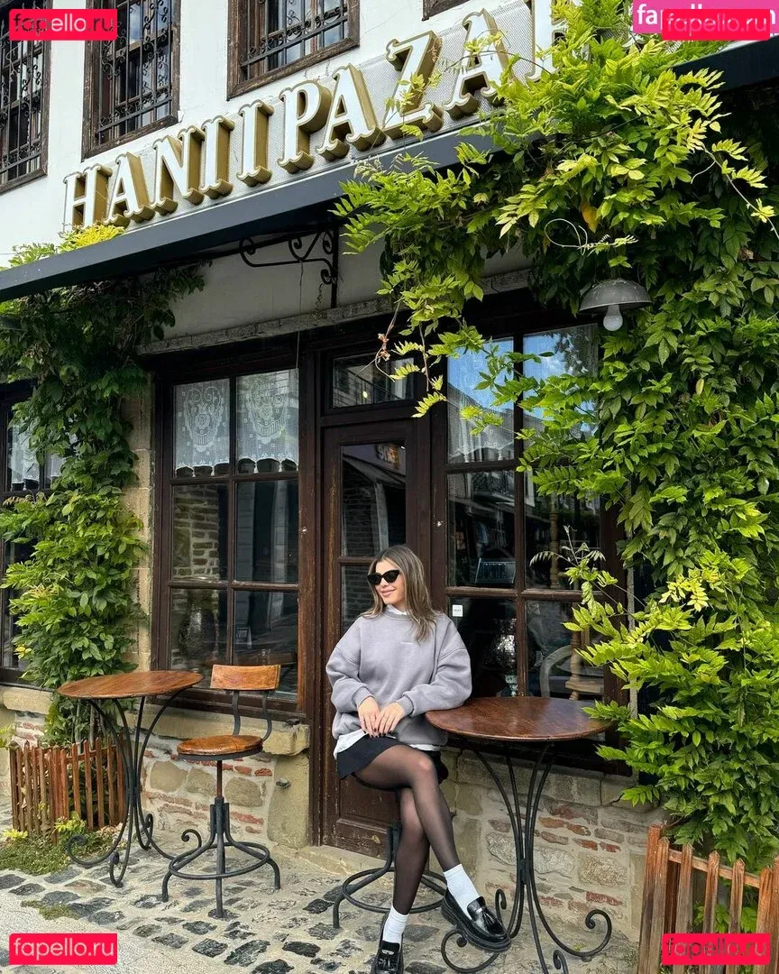 Xhoi Loja Onlyfans Photo Gallery 