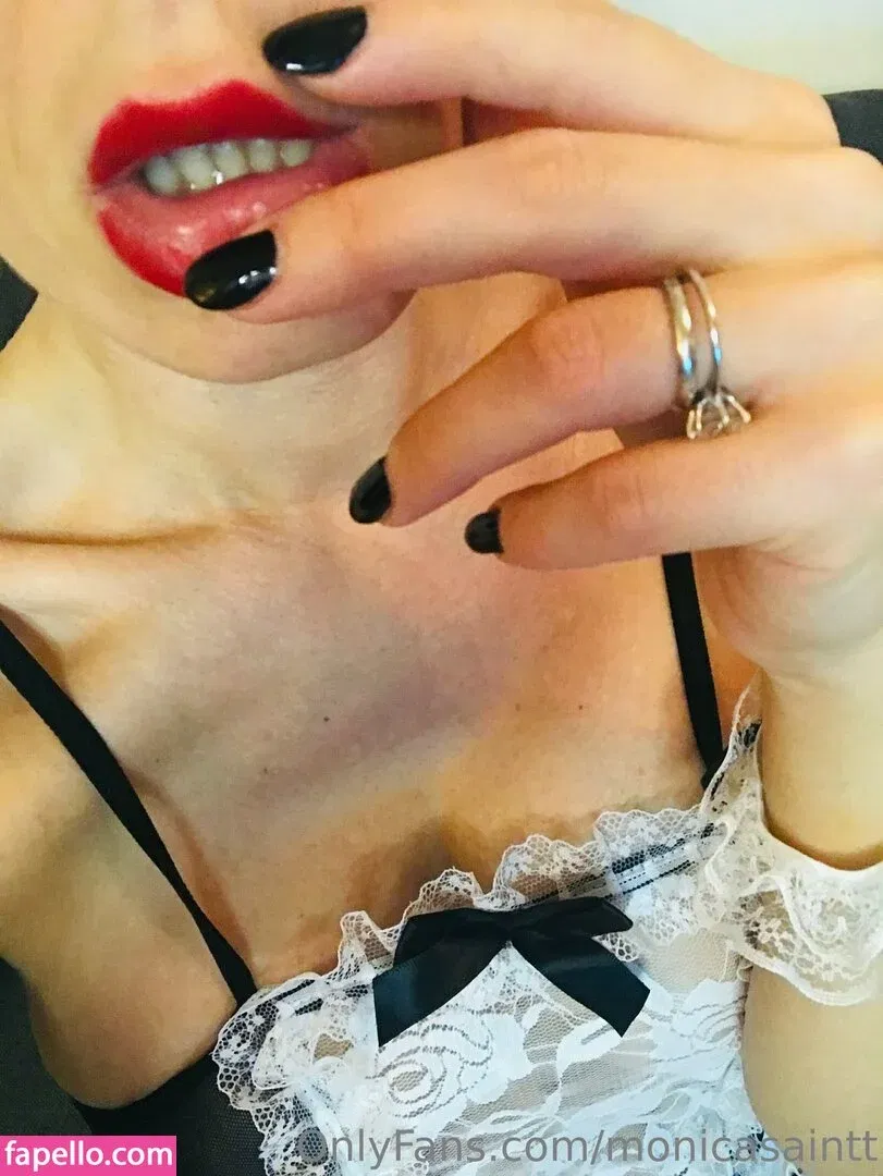 monicasaintt Onlyfans Photo Gallery 