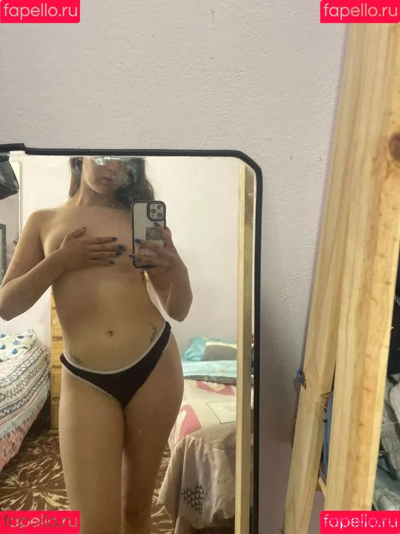 emily_escudero02 Onlyfans Photo Gallery 