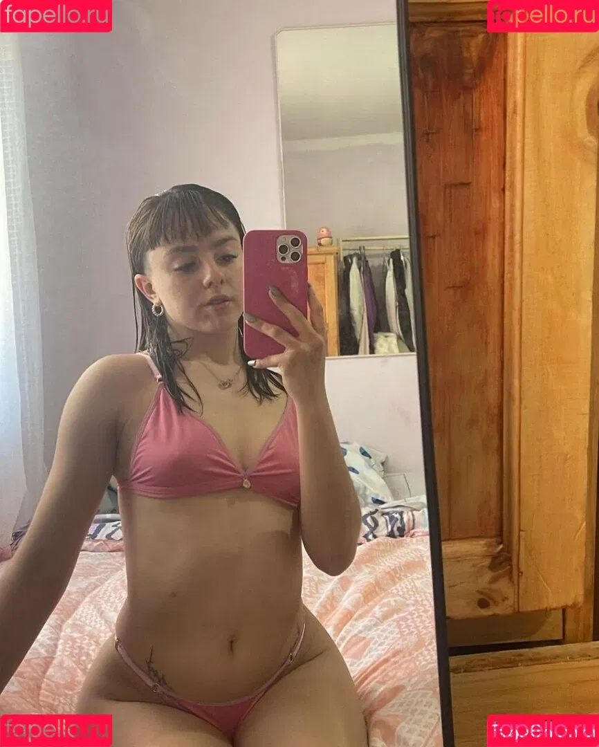 emily_escudero02 Onlyfans Photo Gallery 