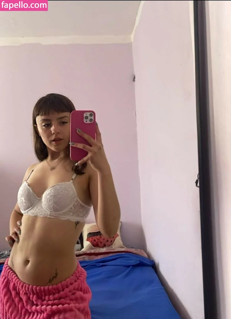 emily_escudero02 Onlyfans Photo Gallery 