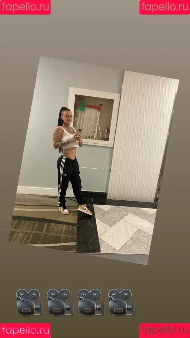 Busty Bunni Onlyfans Photo Gallery 