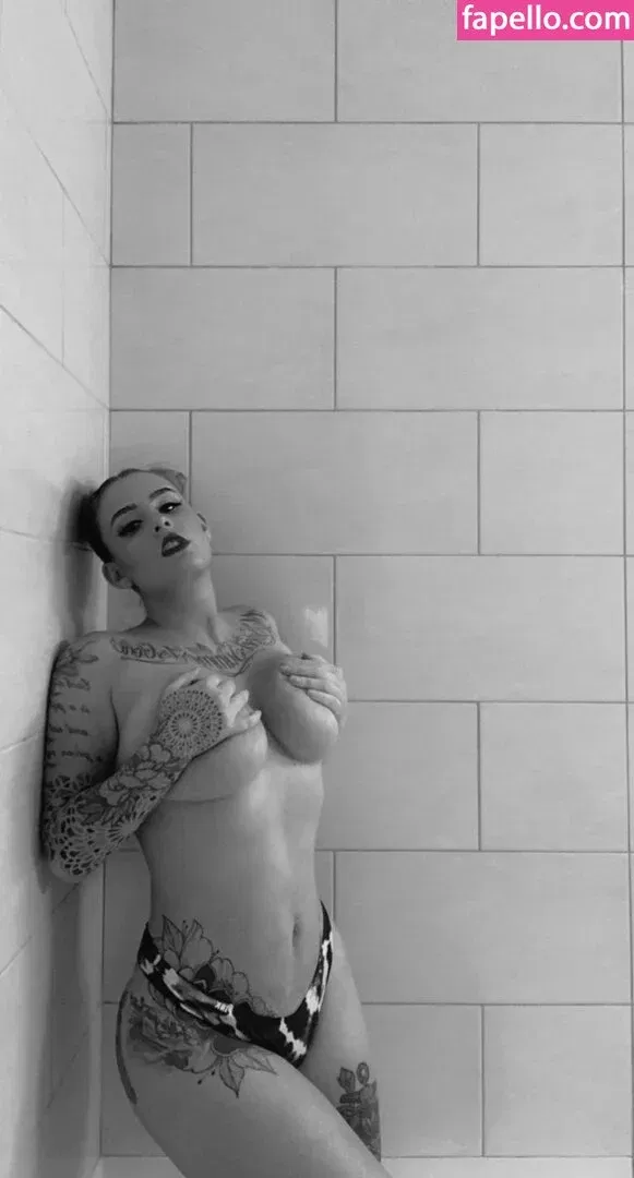 Busty Bunni Onlyfans Photo Gallery 