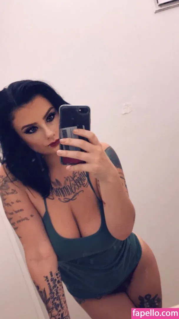 Busty Bunni Onlyfans Photo Gallery 