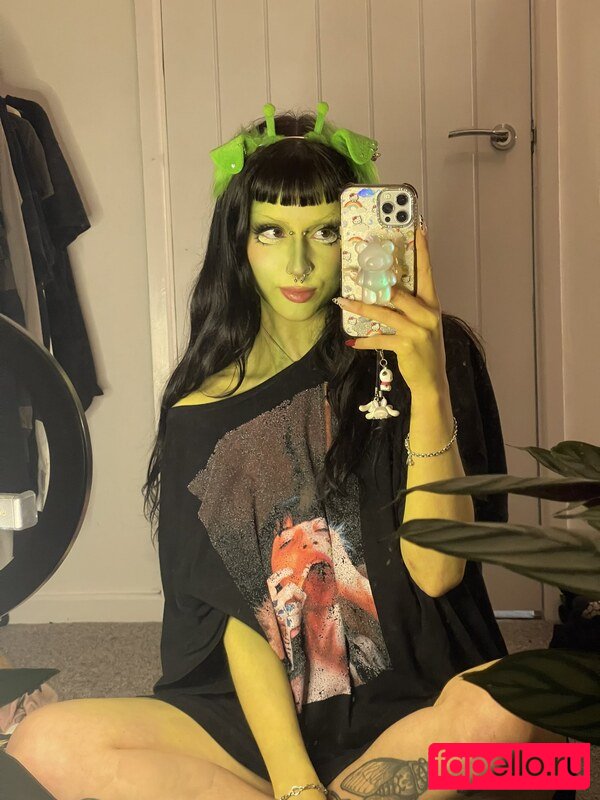 Busty Bunni Nude Onlyfans Photo 17