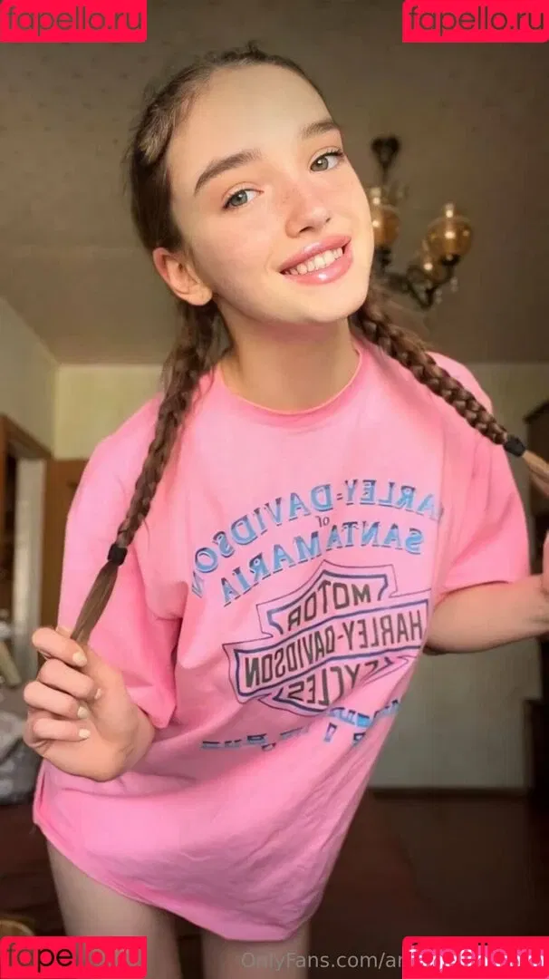 anastasia.moon Onlyfans Photo Gallery 