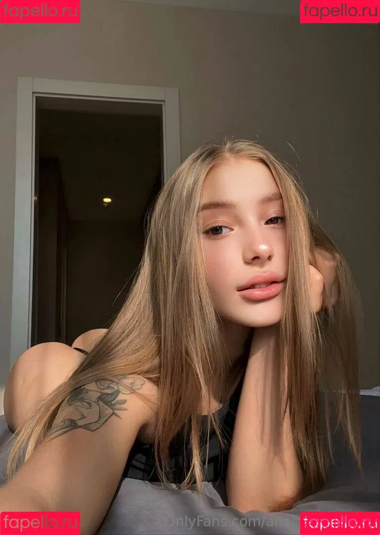 anastasia.moon Onlyfans Photo Gallery 
