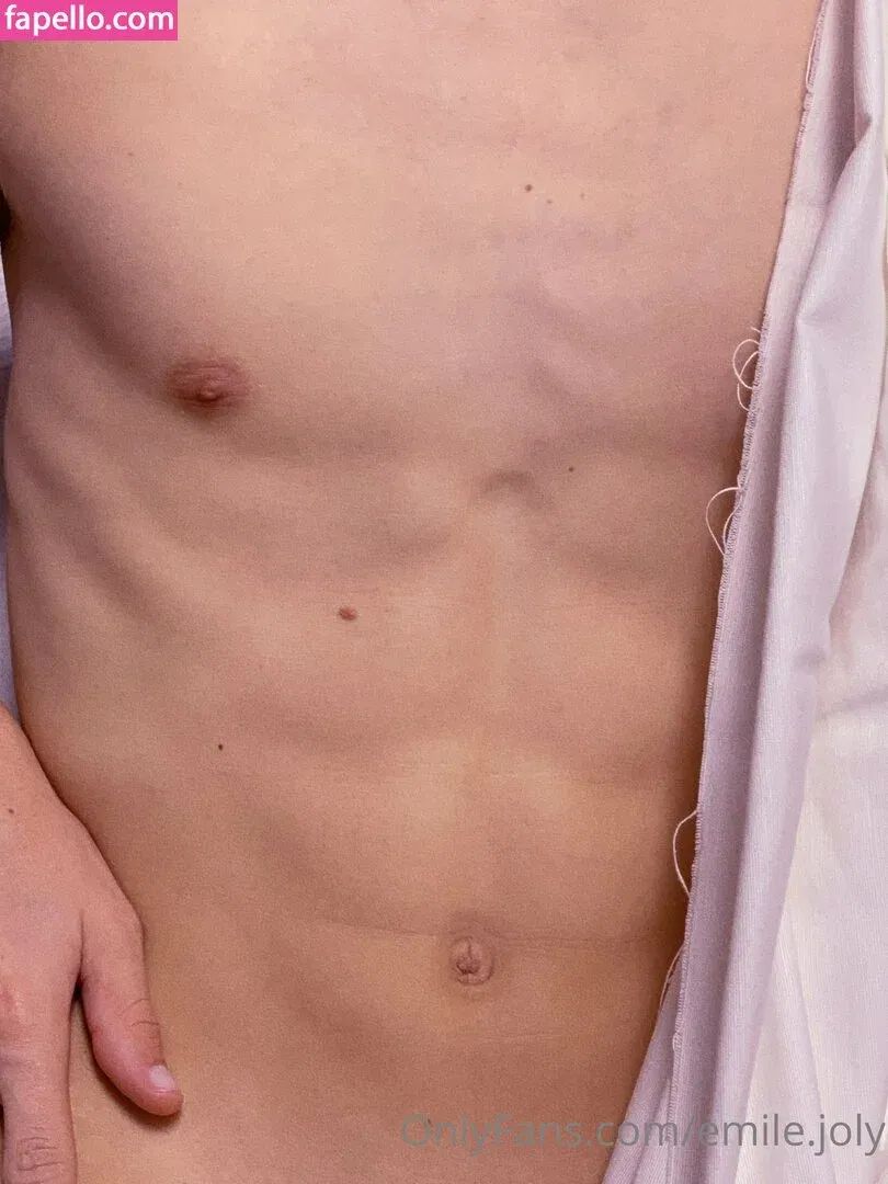 emile4you Onlyfans Photo Gallery 