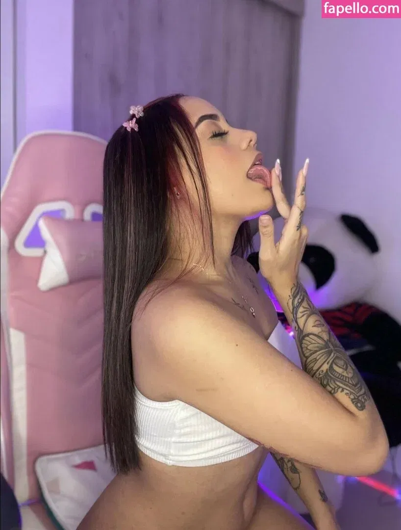 Yohanny Polacre Onlyfans Photo Gallery 