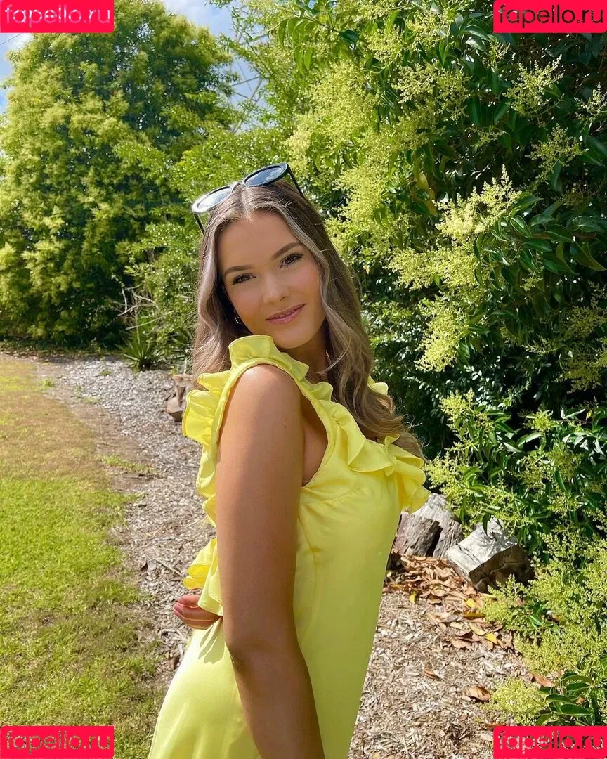 Paige Cooper Onlyfans Photo Gallery 