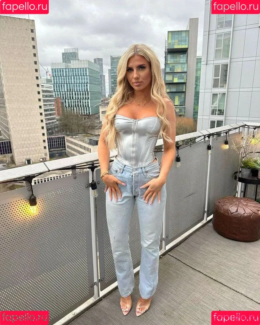 Chloe Burrows Onlyfans Photo Gallery 