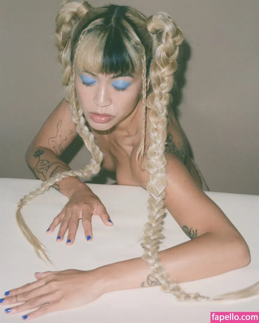 tienoftheworld Onlyfans Photo Gallery 