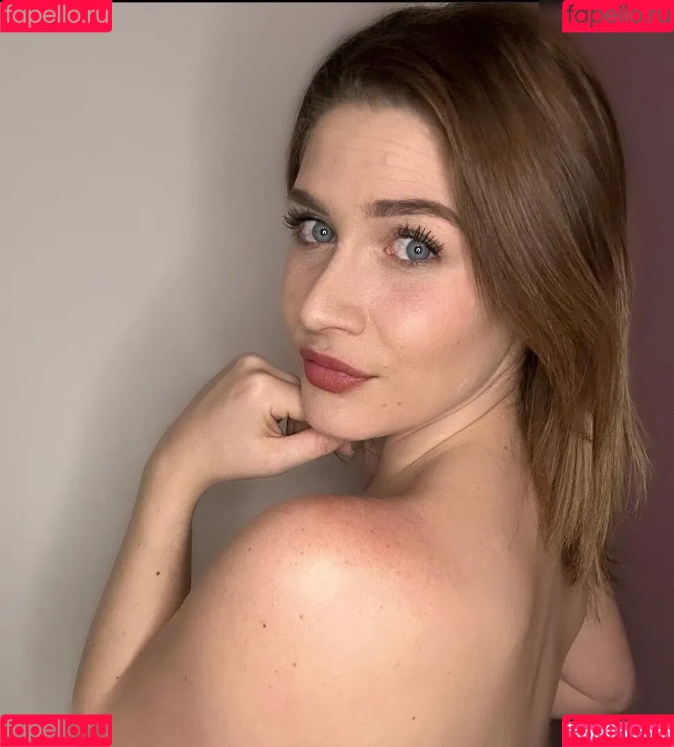 Saskiado Onlyfans Photo Gallery 