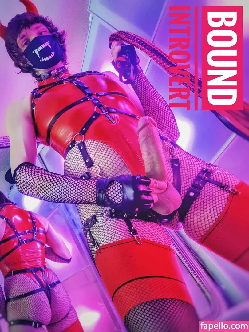 BoundIntrovert Onlyfans Photo Gallery 