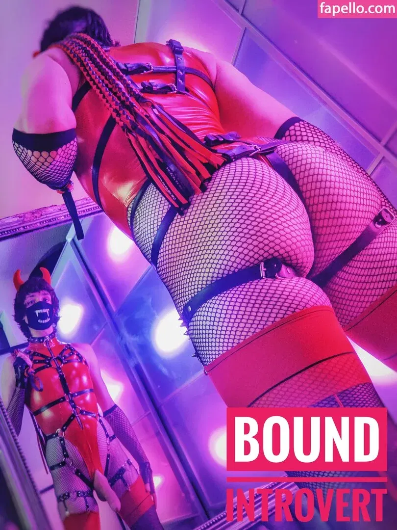 BoundIntrovert Onlyfans Photo Gallery 