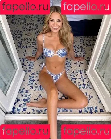 Julia (Xlaeta) Onlyfans Photo Gallery 