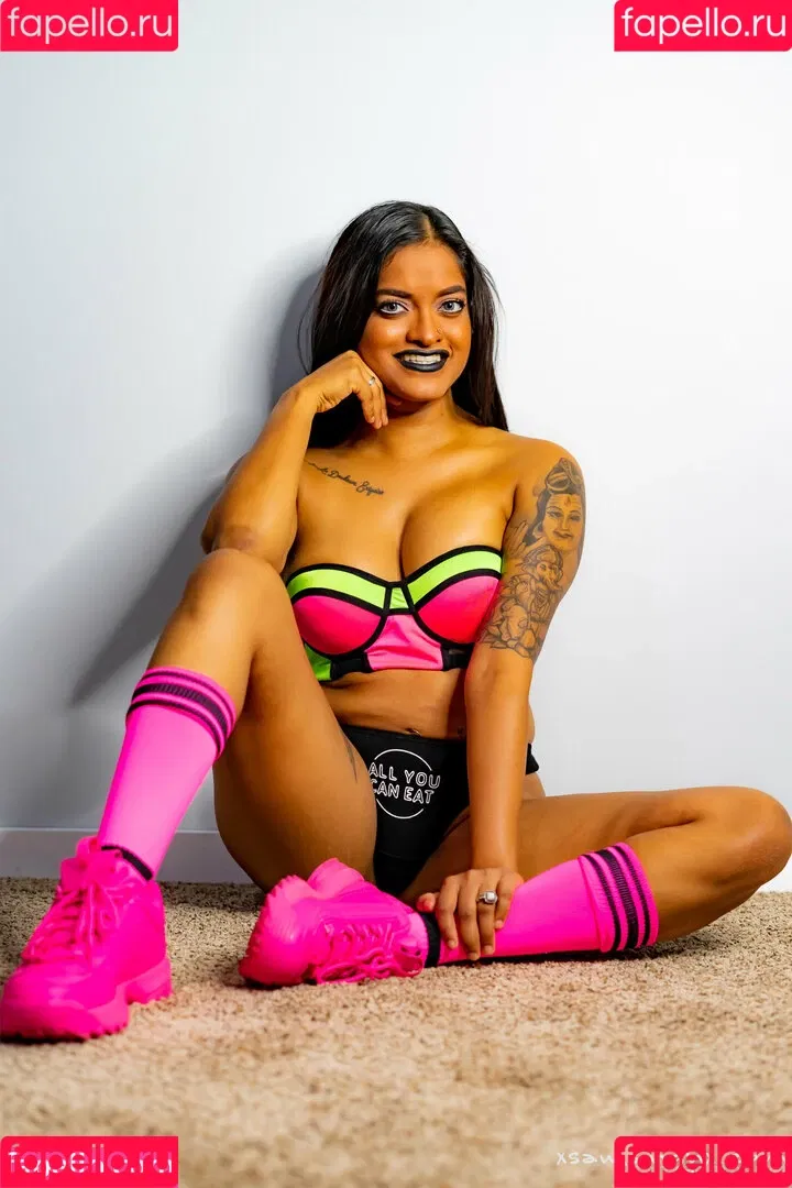 Sam Singh Onlyfans Photo Gallery 