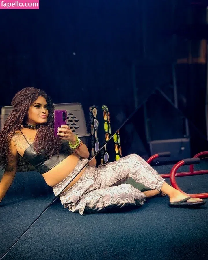 Sam Singh Onlyfans Photo Gallery 