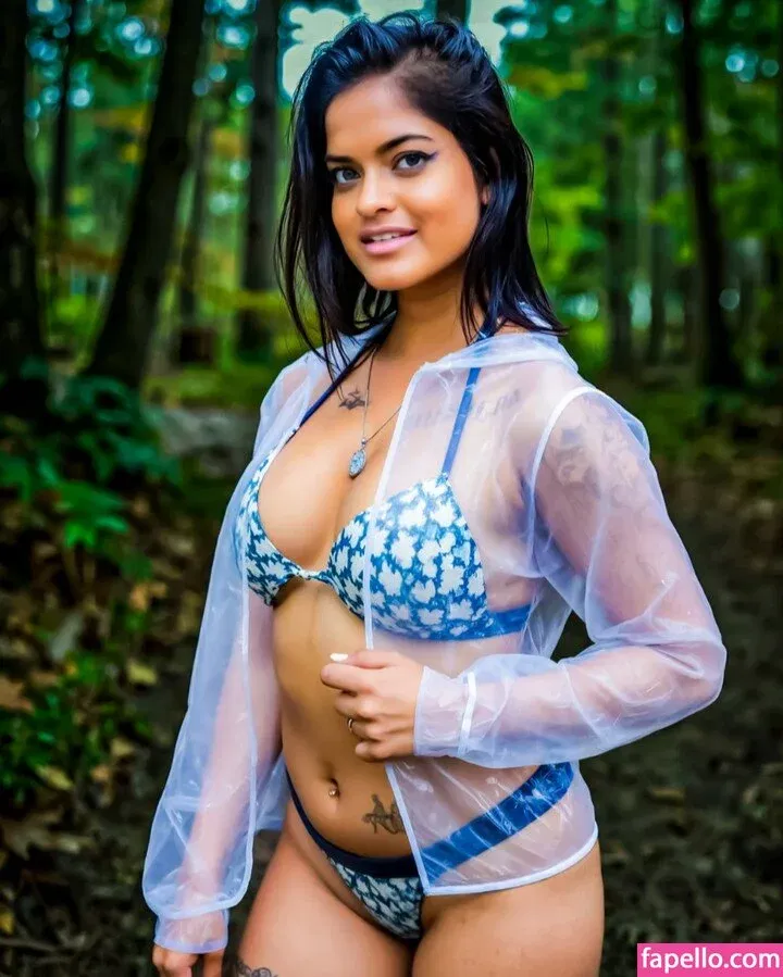 Sam Singh Onlyfans Photo Gallery 