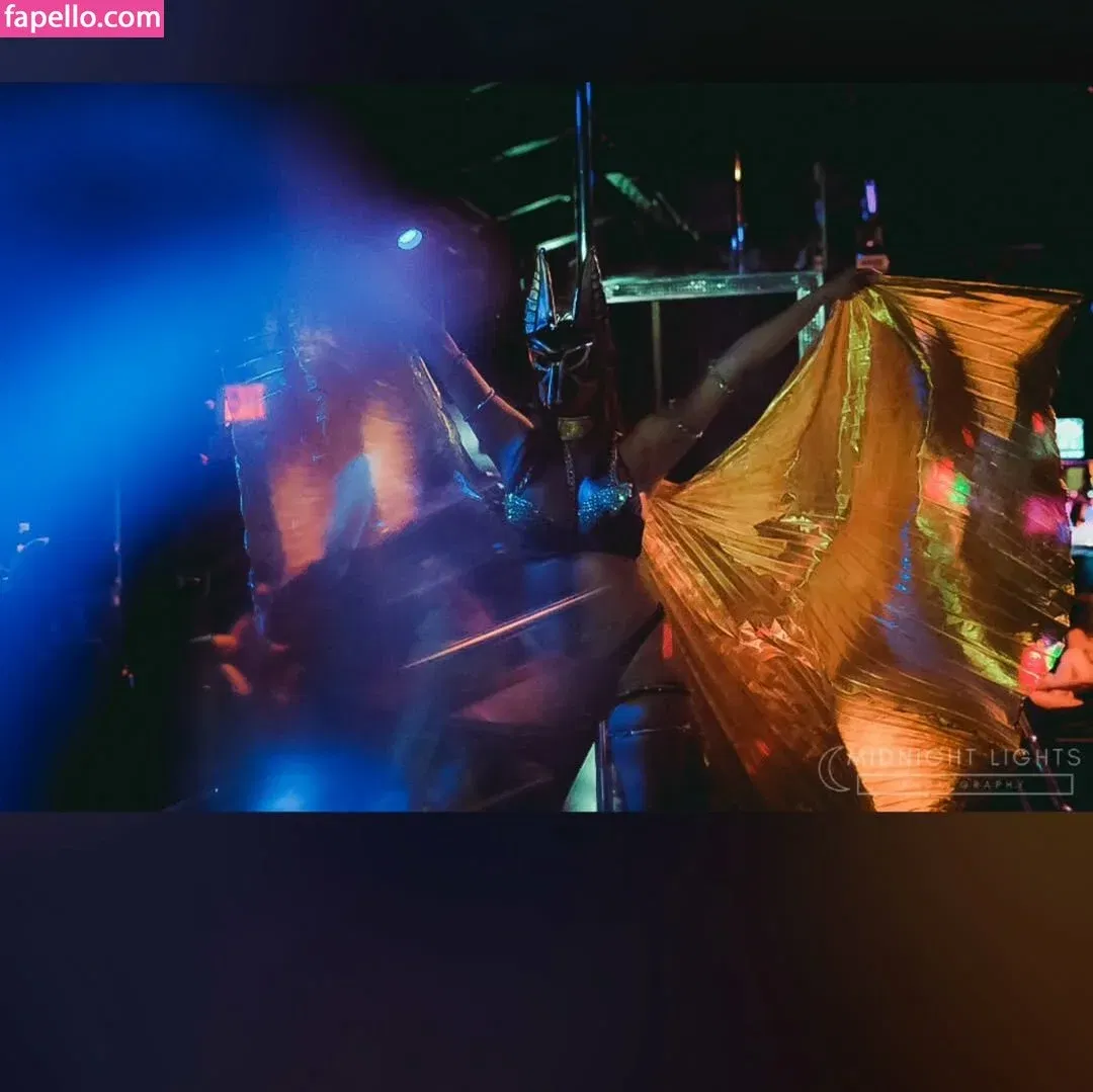 Sam Singh Onlyfans Photo Gallery 