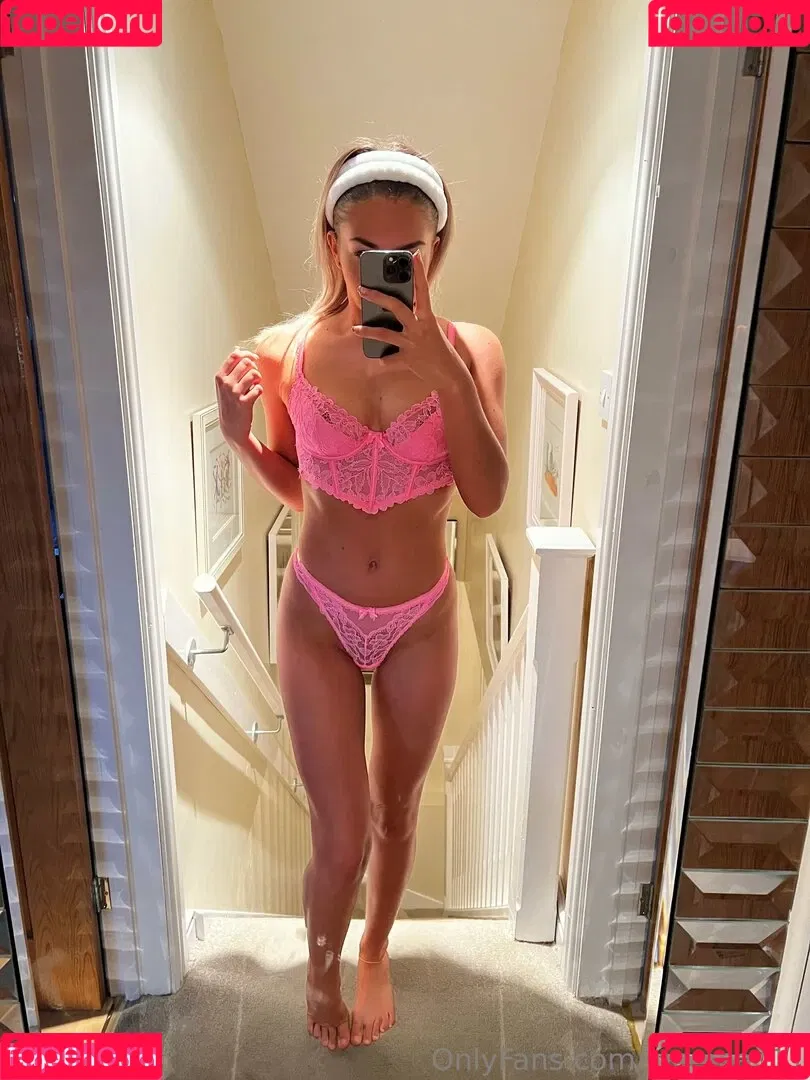 Luce M Onlyfans Photo Gallery 