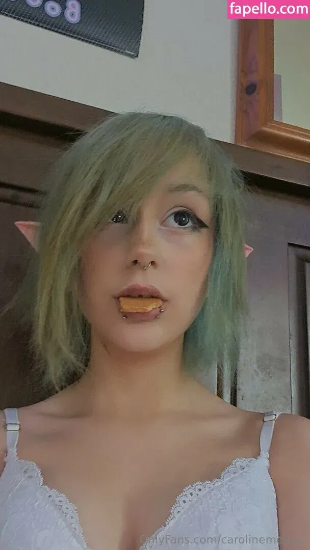 carolinemeeoww Onlyfans Photo Gallery 