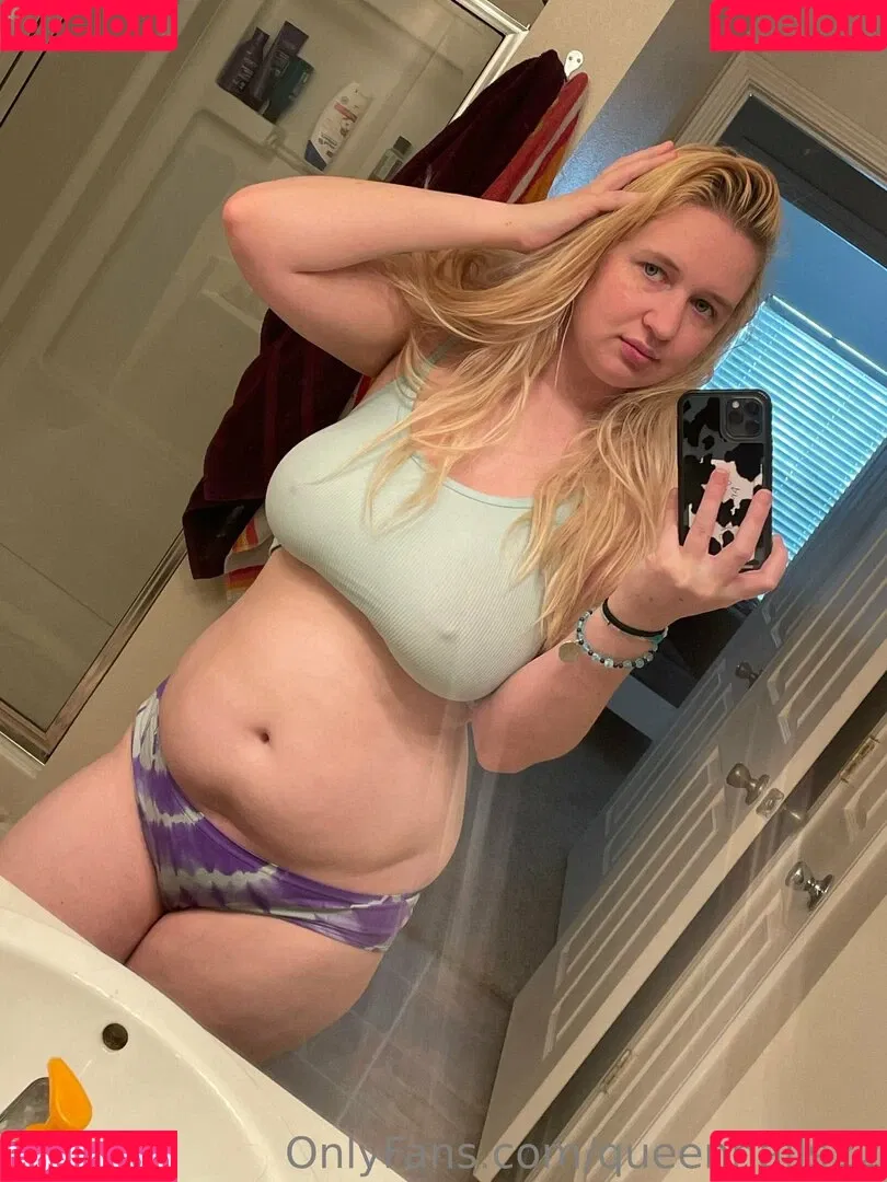 queenhails22 Onlyfans Photo Gallery 