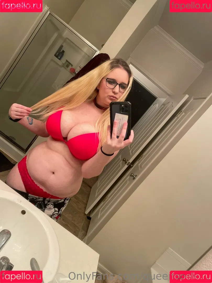 queenhails22 Onlyfans Photo Gallery 