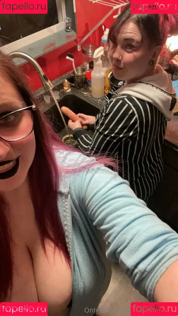 queenhails22 Onlyfans Photo Gallery 