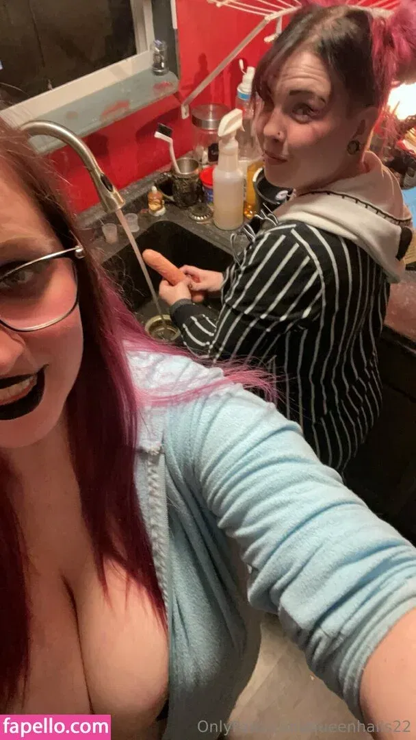 queenhails22 Onlyfans Photo Gallery 