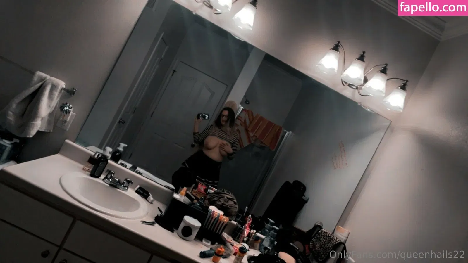 queenhails22 Onlyfans Photo Gallery 