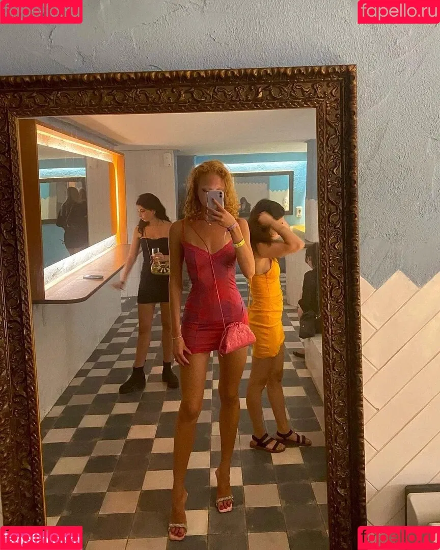 Anna Ermakova Onlyfans Photo Gallery 