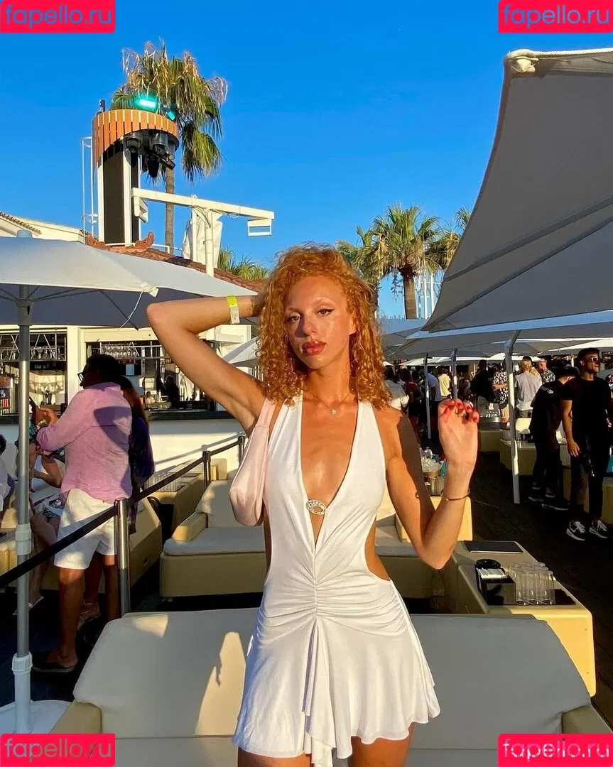 Anna Ermakova Onlyfans Photo Gallery 