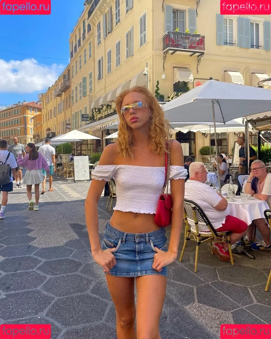 Anna Ermakova Onlyfans Photo Gallery 