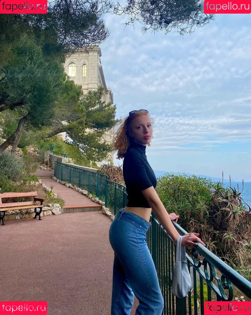 Anna Ermakova Onlyfans Photo Gallery 