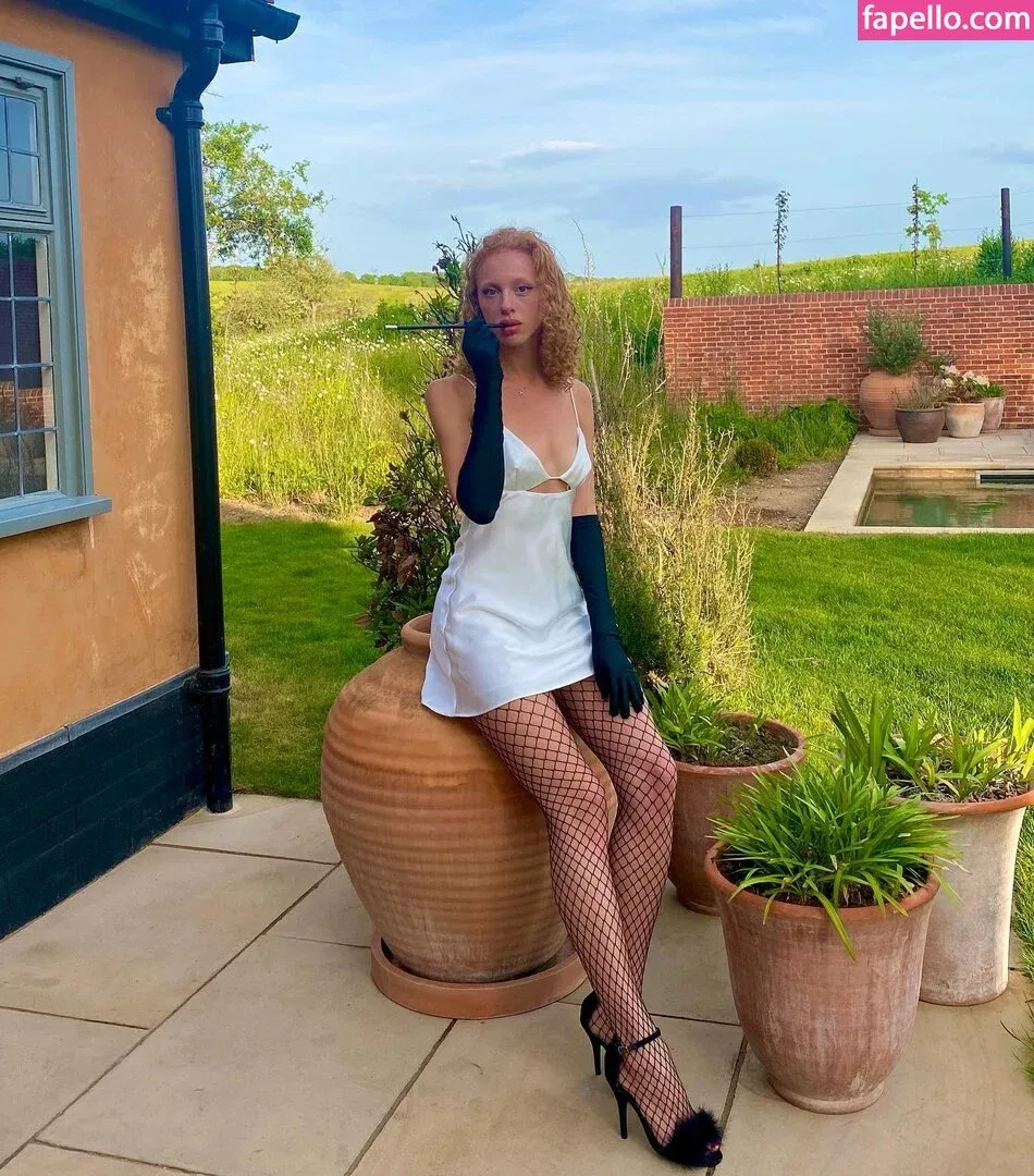 Anna Ermakova Onlyfans Photo Gallery 