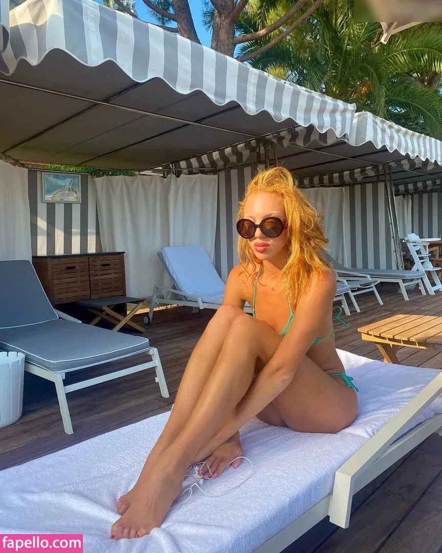 Anna Ermakova Onlyfans Photo Gallery 