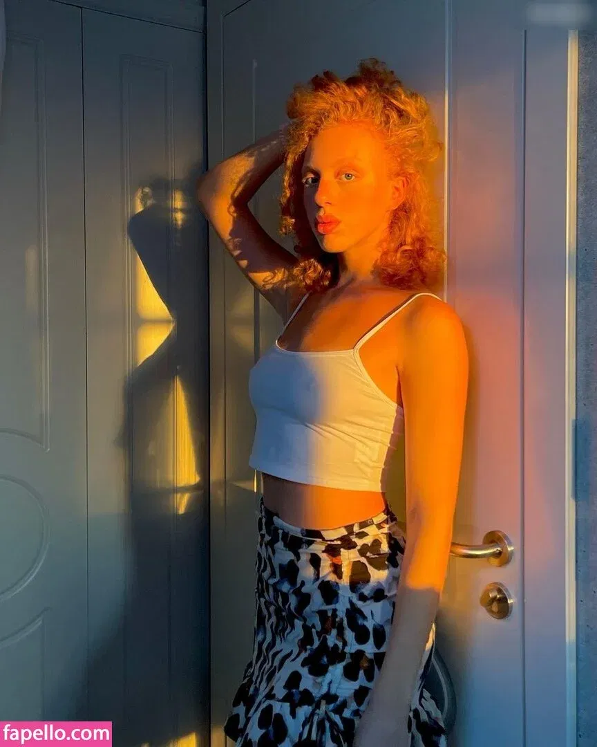 Anna Ermakova Onlyfans Photo Gallery 