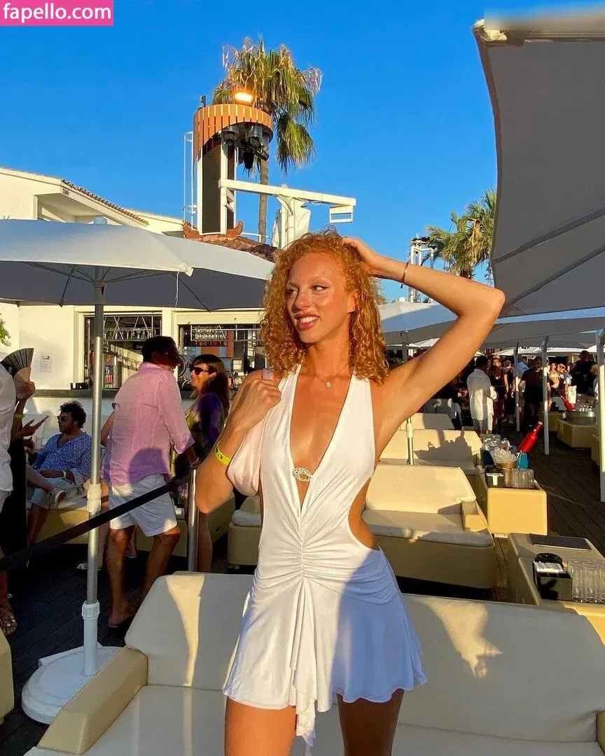 Anna Ermakova Onlyfans Photo Gallery 