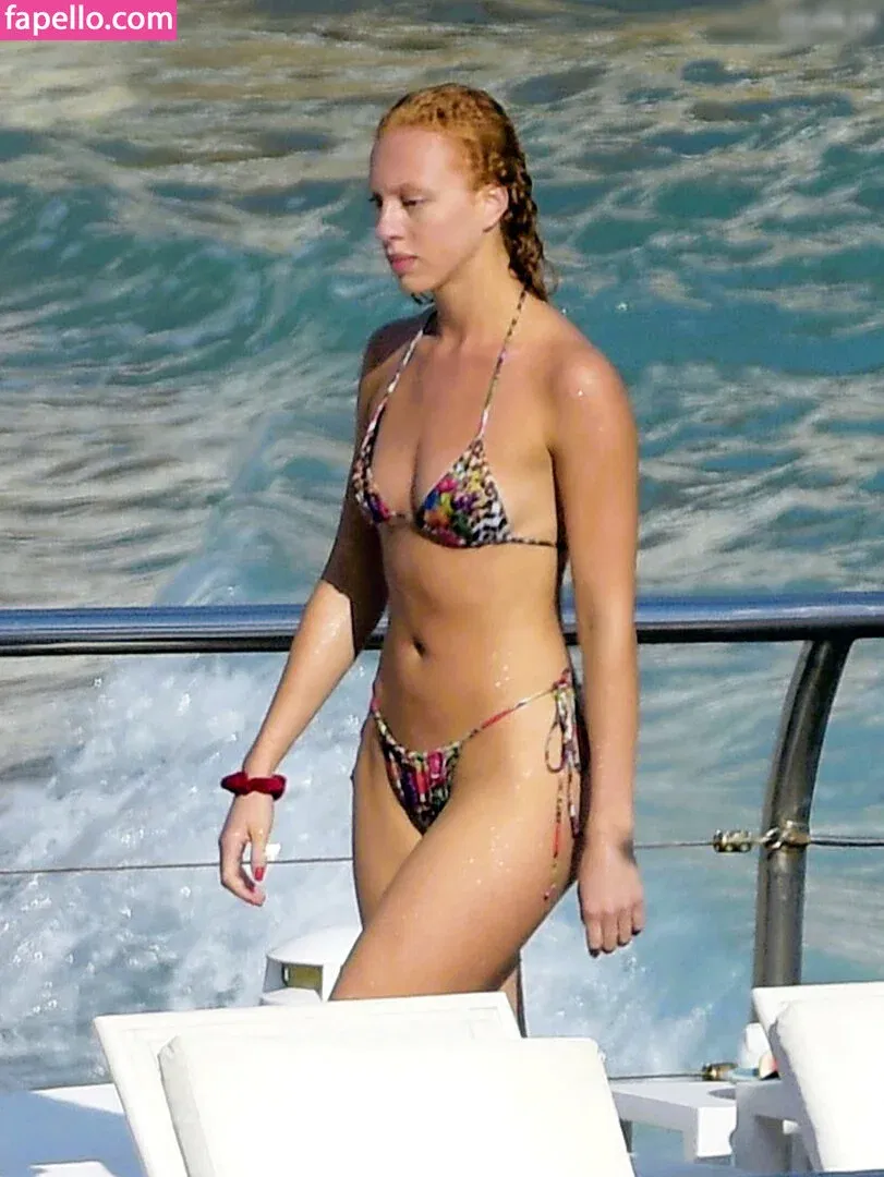 Anna Ermakova Onlyfans Photo Gallery 