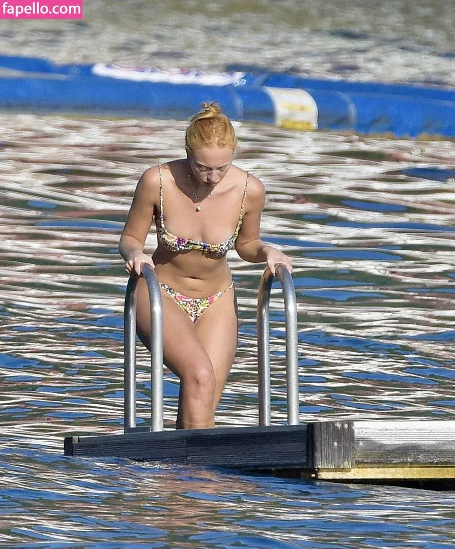 Anna Ermakova Onlyfans Photo Gallery 