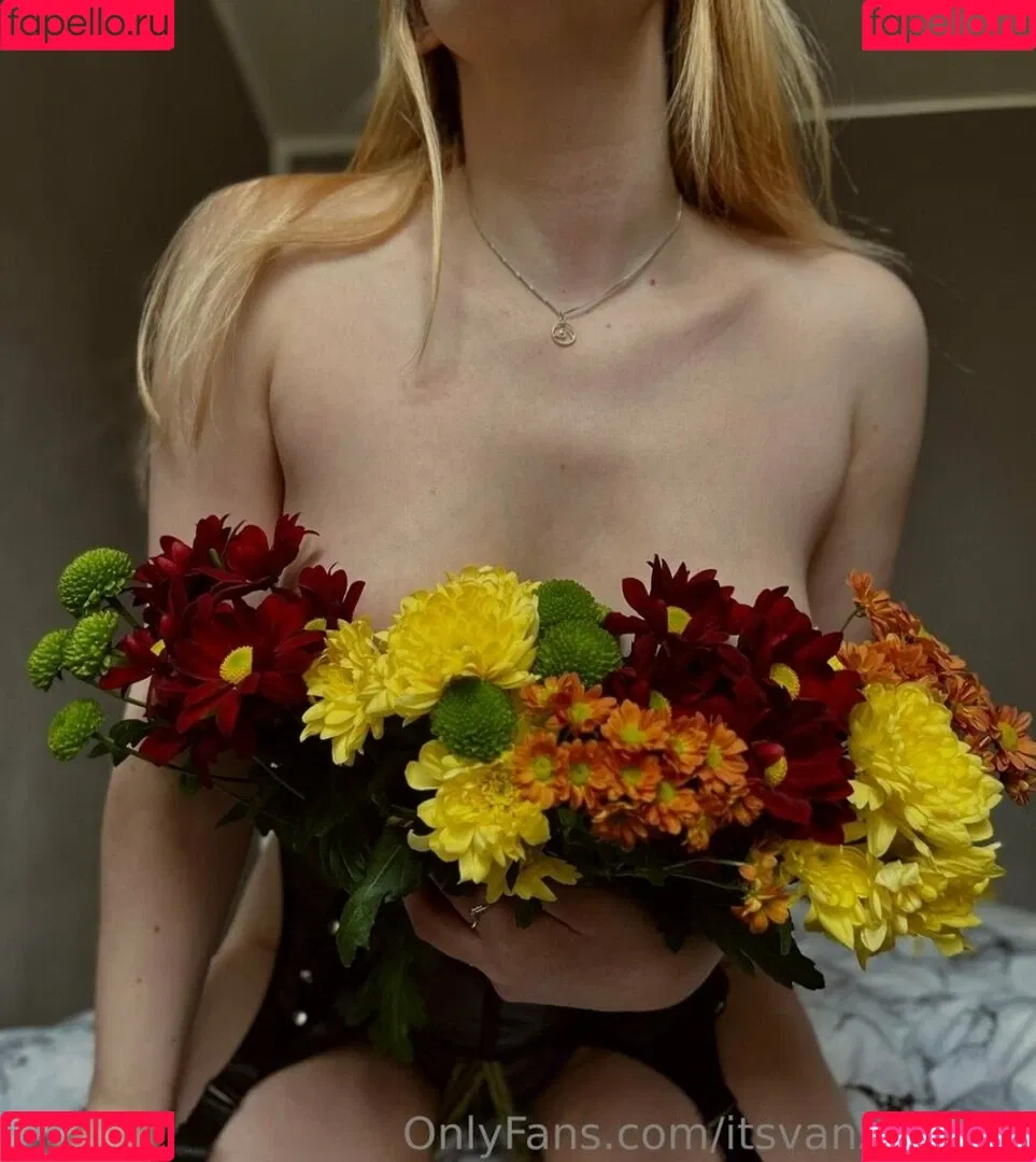 april | itsaprilfriend Onlyfans Photo Gallery 