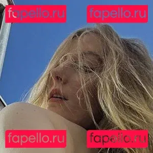 april | itsaprilfriend Onlyfans Photo Gallery 