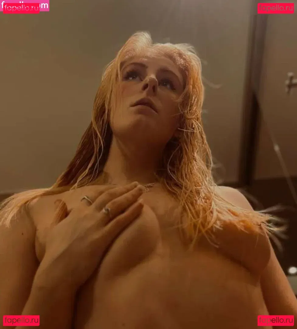 april | itsaprilfriend Onlyfans Photo Gallery 