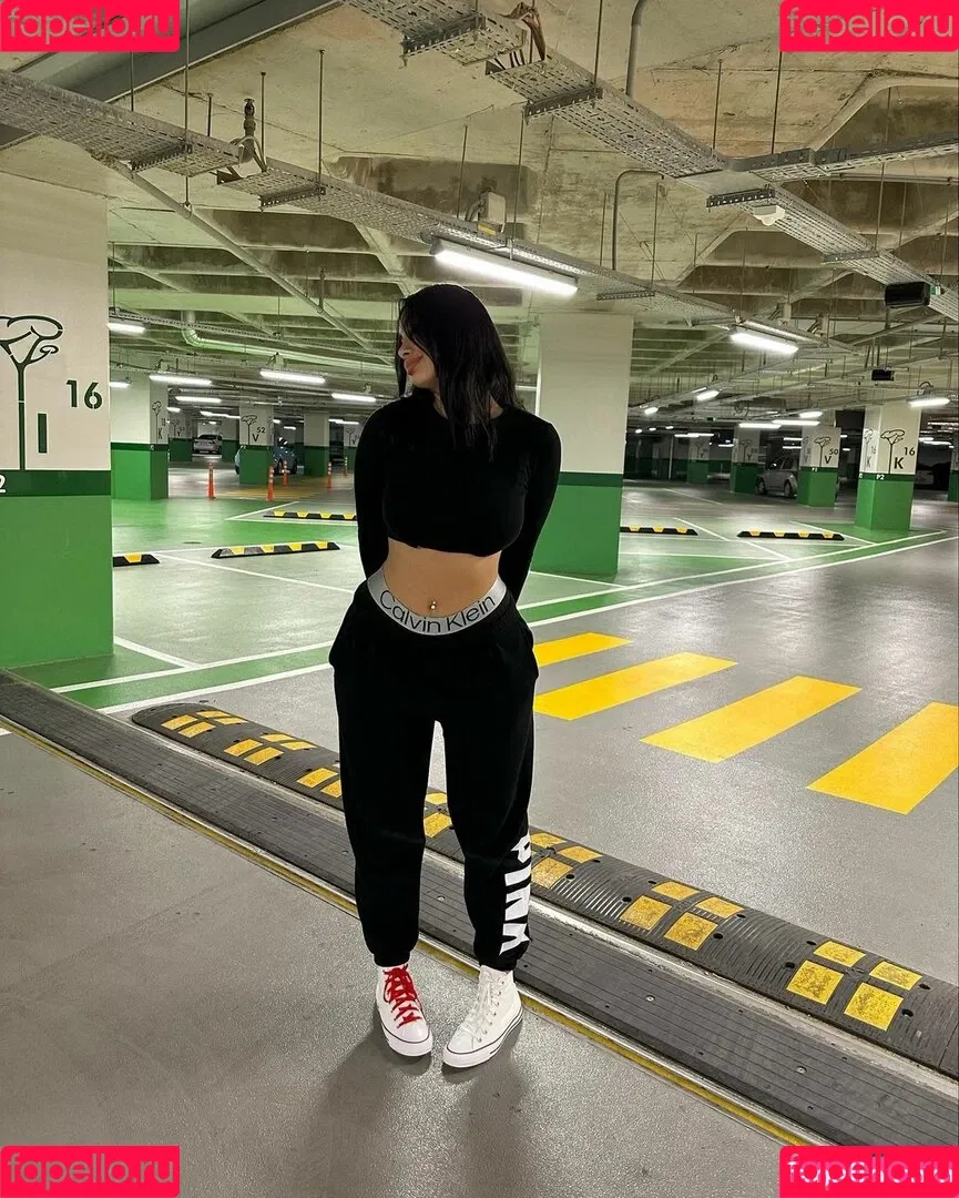 nehrrq4 Onlyfans Photo Gallery 